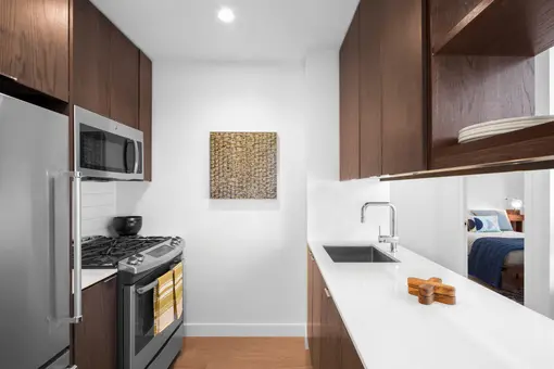 HOUSE39, 225 East 39th Street, #28A