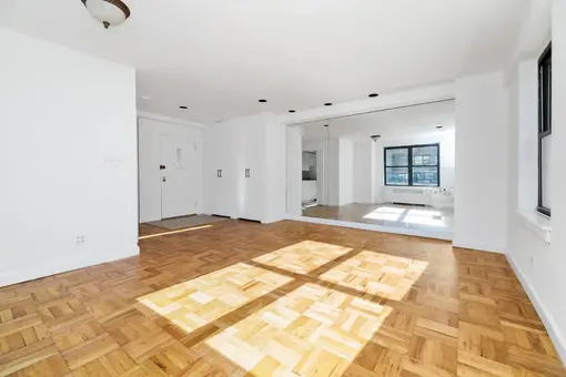 Marlo Towers, 301 East 48th Street, #20B