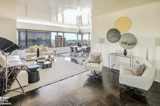 The Sovereign, 425 East 58th Street, #32F