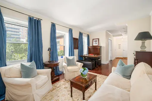 40 East 74th Street, #5R