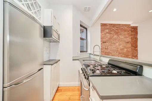 325 East 83rd Street, #4D