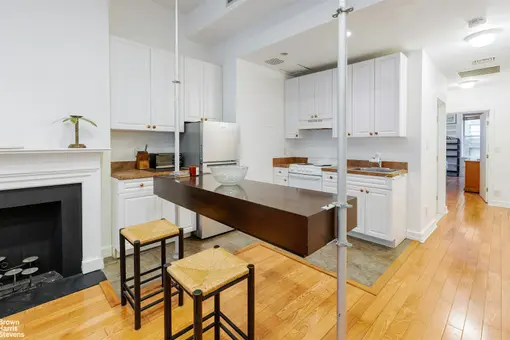 118 East 57th Street, #5