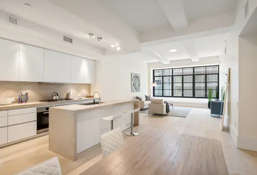 Huys, 404 Park Avenue South, #8D