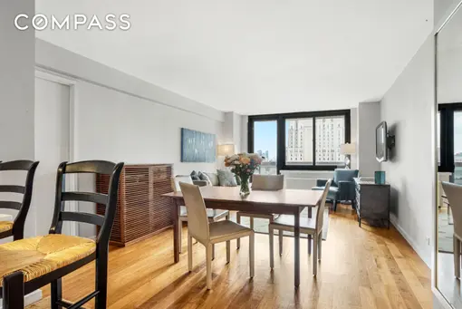 515 East 72nd Street, #25E