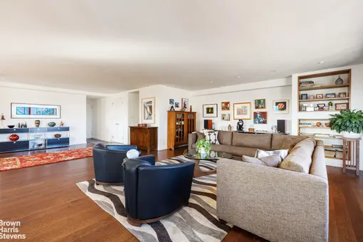 Henderson House, 535 East 86th Street, #8H