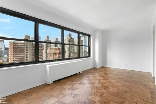 Lincoln Towers, 140 West End Avenue, #23R