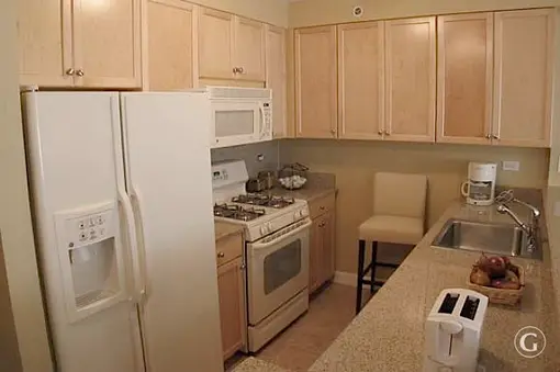 Hampton Court, 333 East 102nd Street, #TWO BEDROOM 1 BATH