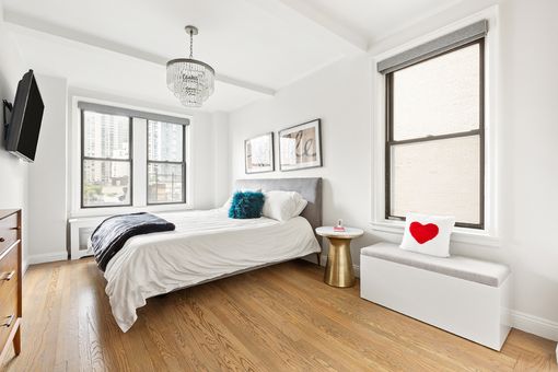 308 East 79th Street Unit 7k 1 Bed Apt For Sale For 750 000 Cityrealty