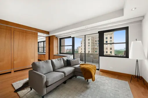 Tower 58, 58 West 58th Street, #23A