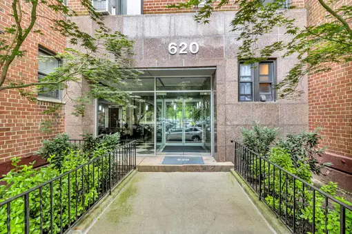 620 West 239th Street, #5D