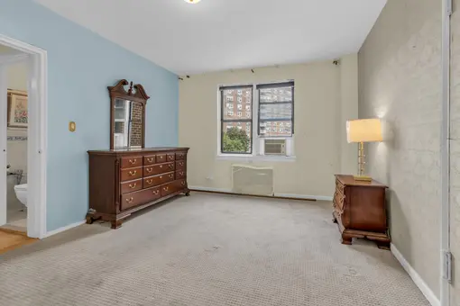 620 West 239th Street, #5D