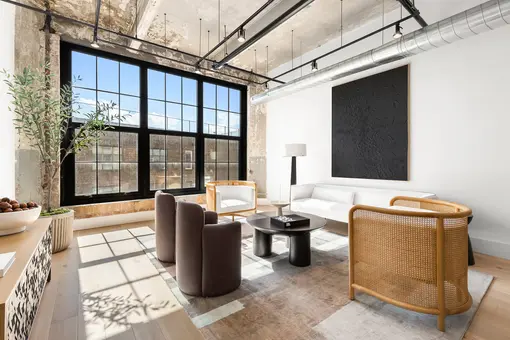 Williamsburg Lofts, 475 Kent Avenue, #309