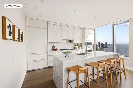 Sutton Tower, 430 East 58th Street, #35C