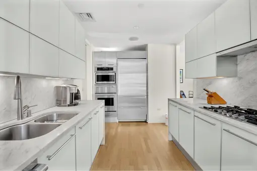 Three Ten, 310 East 53rd Street, #7A