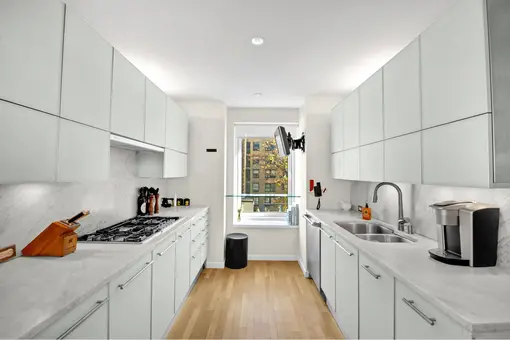 Three Ten, 310 East 53rd Street, #7A