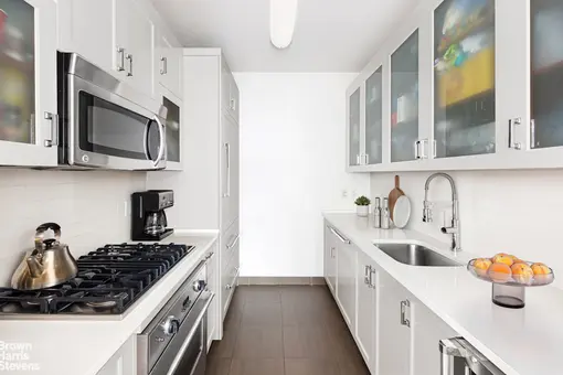 The Harrison, 205 West 76th Street, #8H