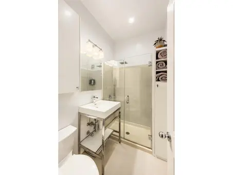 41 West 16th Street, #2B