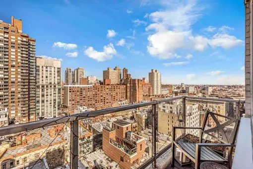 Emery Towers, 400 East 77th Street, #19A