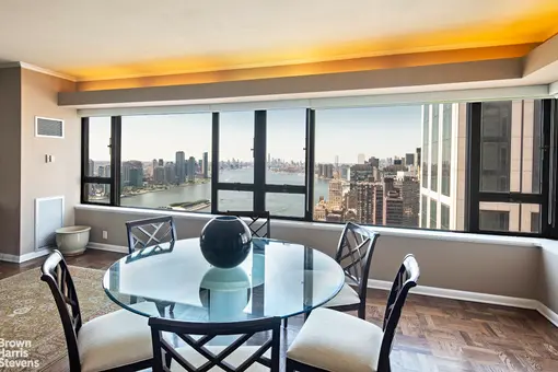 The Sovereign, 425 East 58th Street, #42G