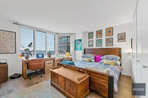 River Place, 650 West 42nd Street, #2510