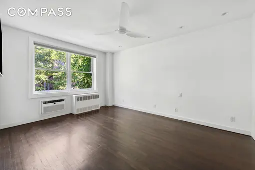 333 West 22nd Street, #4D