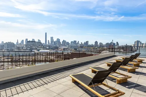 Williamsburg Lofts, 475 Kent Avenue, #208