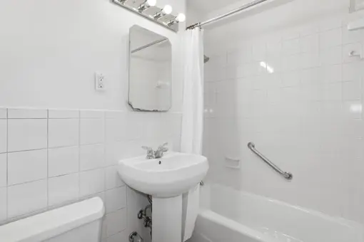 The 141 Condominium, 141 East 55th Street, #5C