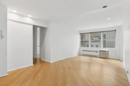 The 141 Condominium, 141 East 55th Street, #5C