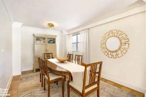 The Savoy, 111 East 85th Street, #18A