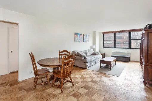 The Murray Hill Crescent, 225 East 36th Street, #10F