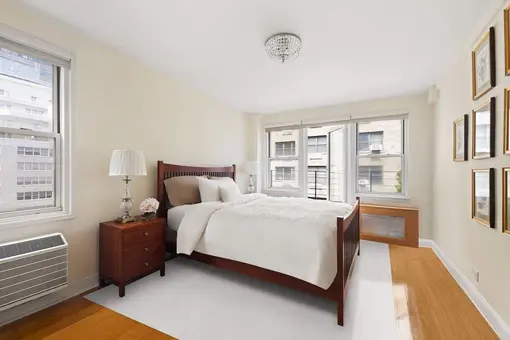 The 141 Condominium, 141 East 55th Street, #11E