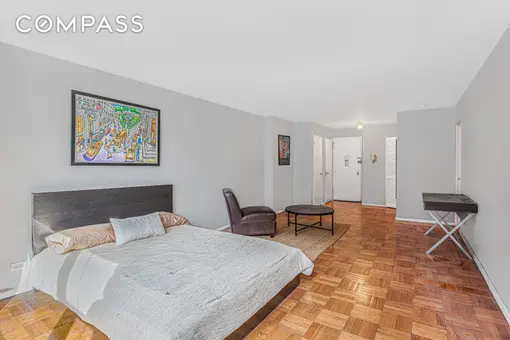 166 East 61st Street, #7K