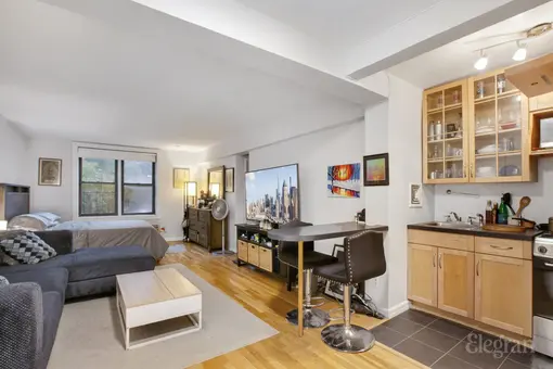 229 East 28th Street, #2G