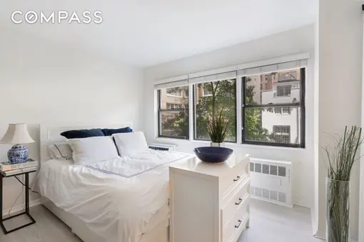 Dover House, 205 East 77th Street, #3H