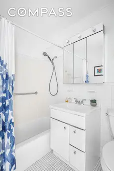 330 Third Avenue, #7H