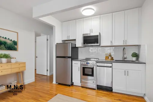 337 West 30th Street, #3B