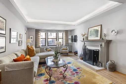 Eastgate, 220 East 73rd Street, #10DE