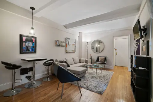 321 East 54th Street, #3C