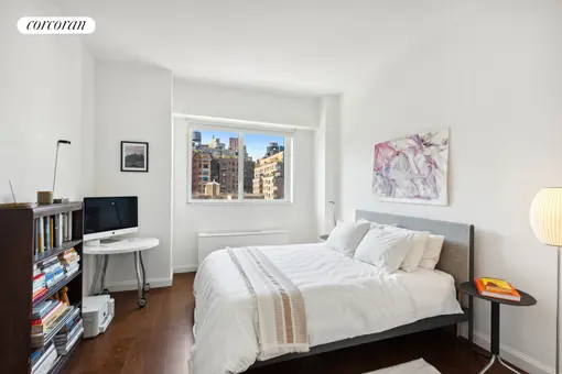 Carnegie Park Condominium, 200 East 94th Street, #902