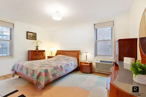 309 East 87th Street, #4G