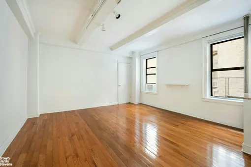 17 West 64th Street, #2D