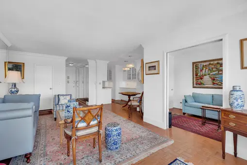 One Lincoln Plaza, 20 West 64th Street, #32F
