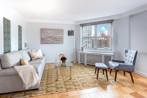 The Amherst, 401 East 74th Street, #19F