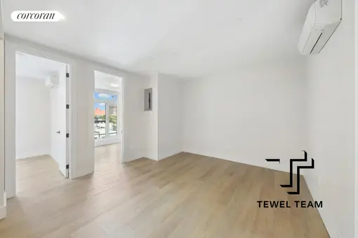 81 West 118th Street, #6R