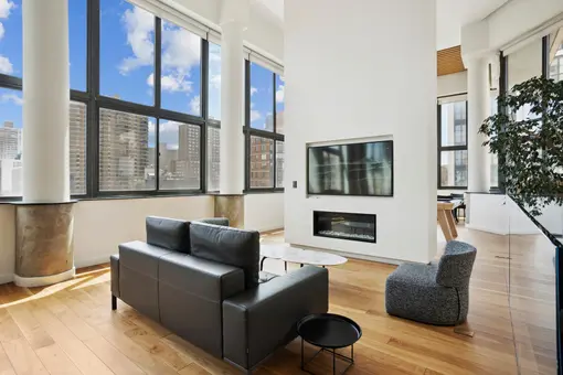 The Columbia, 275 West 96th Street, #17A