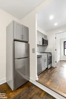 245 West 72nd Street, #4B