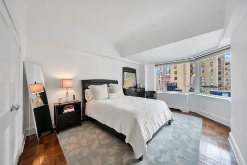 Cumberland House, 30 East 62nd Street, #12H