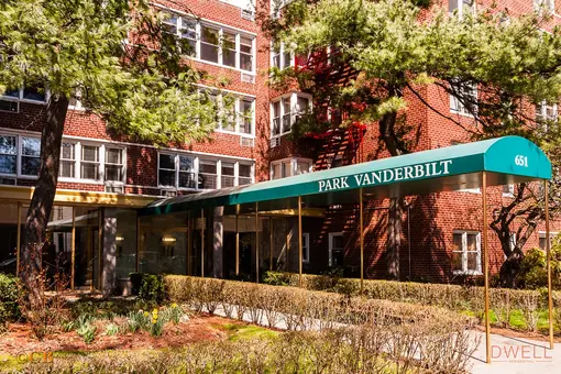 Park Vanderbilt, 651 Vanderbilt Street, #5U