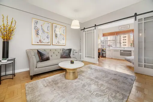 333 East 46th Street, #8H