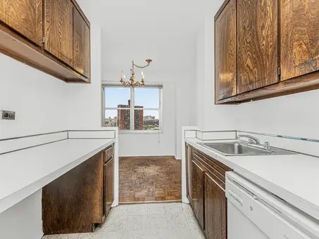 River Point Towers, 555 Kappock Street, #11B